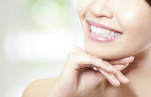 How to Keep Your Teeth Straight After Invisalign Treatment 